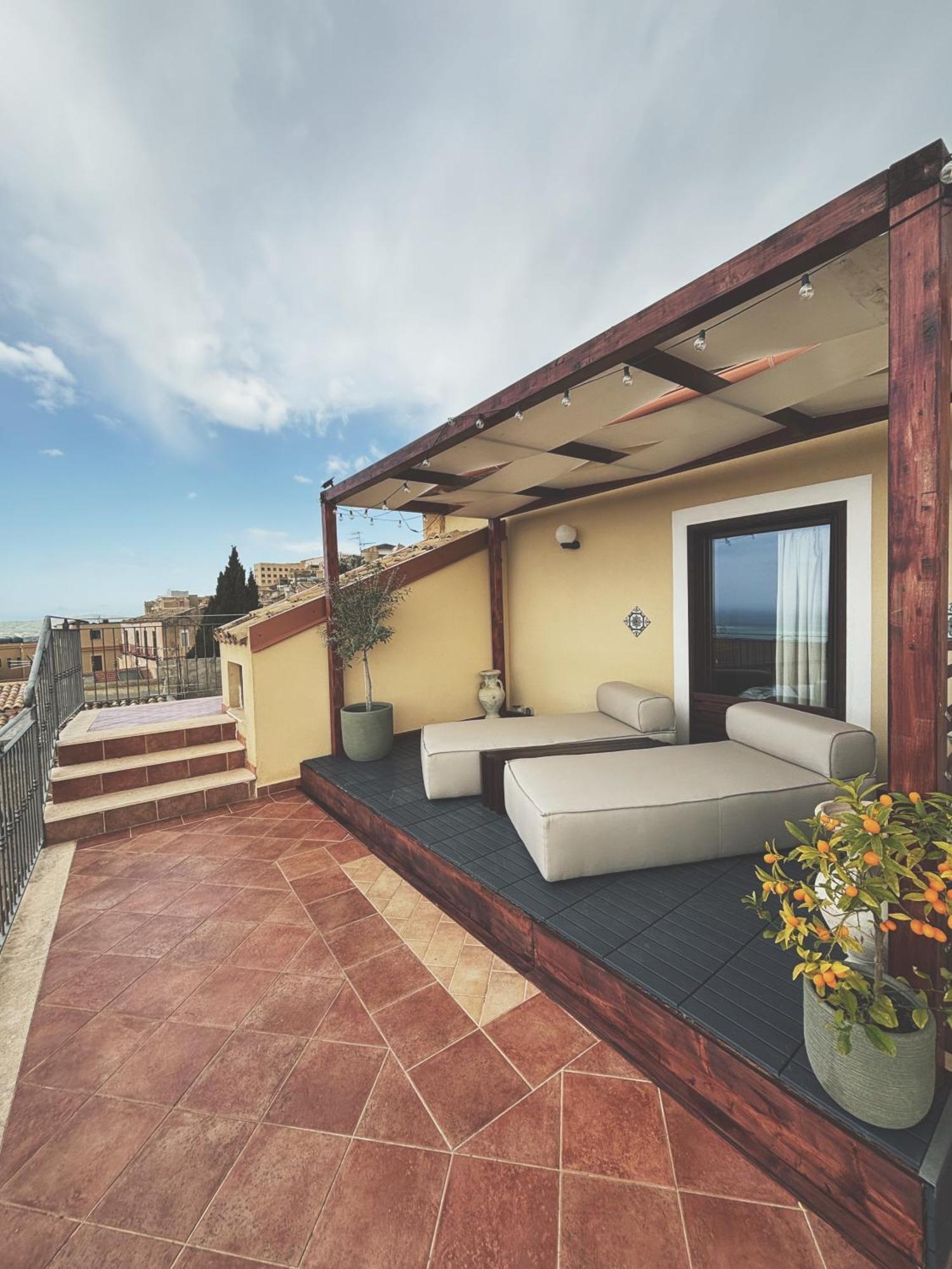 Hotel La Mennulara La Terrazza Del Centro Storico Agrigent Exterior foto