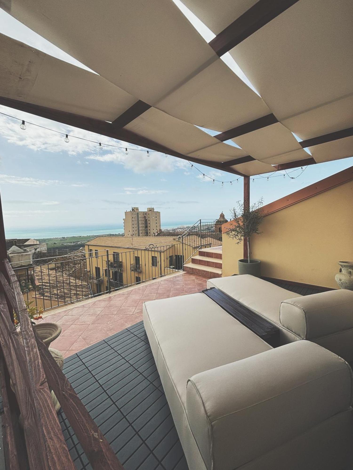 Hotel La Mennulara La Terrazza Del Centro Storico Agrigent Exterior foto